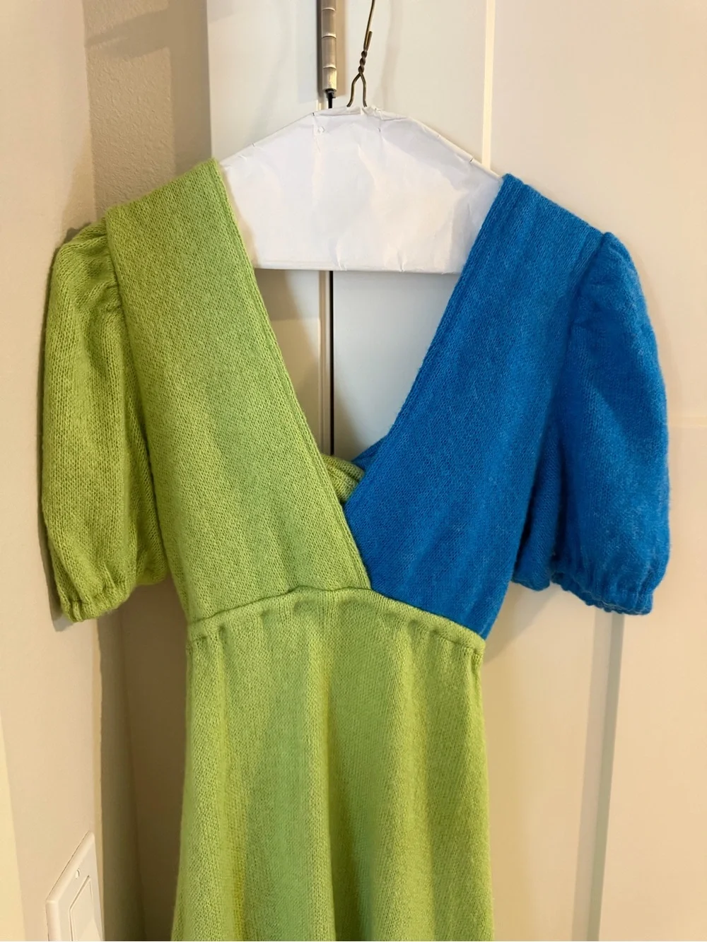 KKCO two tone dress - Picture 3 of 7
